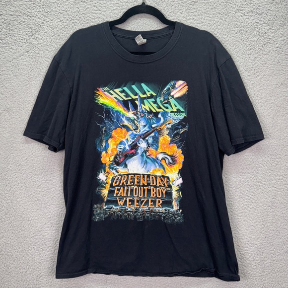 Gildan Other - Hella Mega Tour 2021 TShirt Mens XL Black Green Day Fall Out Boy Weezer Band Tee